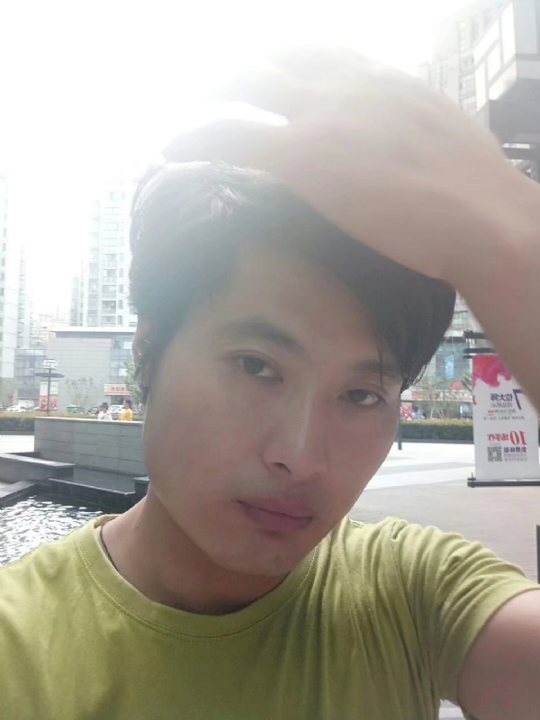 钢铁侠的第一张照片--苏州残疾人相亲网