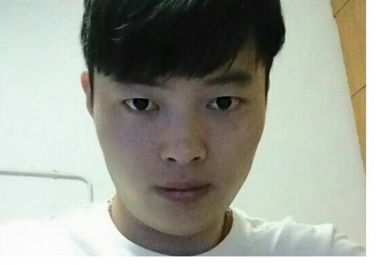 小张哥哥的第一张照片--苏州残疾人相亲网