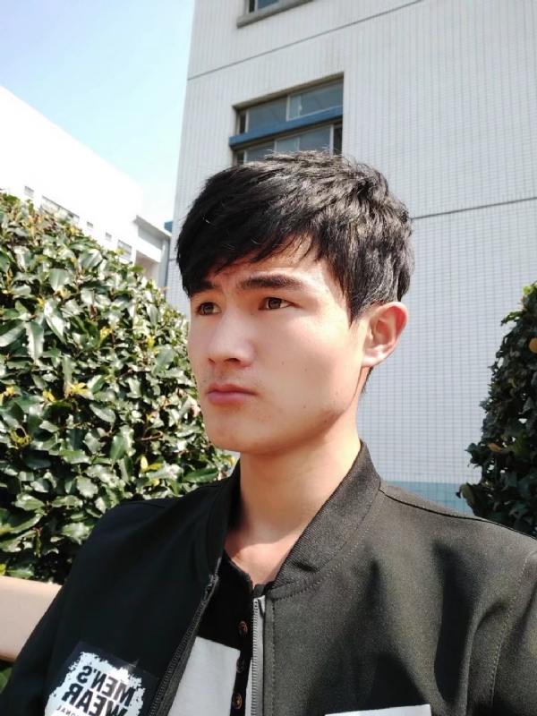 阳光男孩的第四张照片--苏州残疾人相亲网